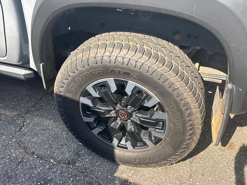 Used 2022 Nissan Frontier Pro-X RWD image 15