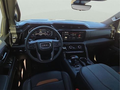 Used 2025 GMC Sierra 1500 AT4 w/ AT4 Premium Package image 12