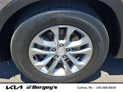 Used 2020 Hyundai Santa Fe SE FWD image 10