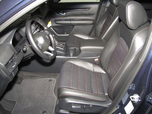 Certified 2025 Honda CR-V Sport-L image 9