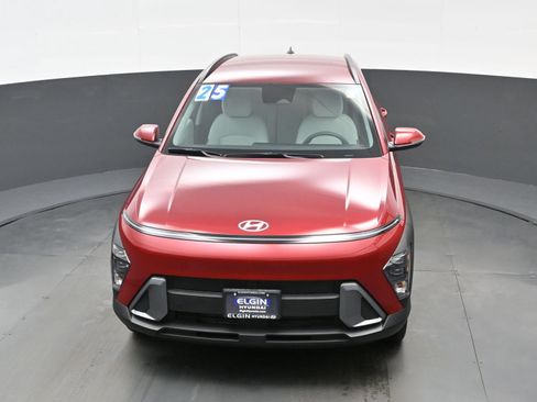 Used 2025 Hyundai Kona SEL AWD/4WD image 42