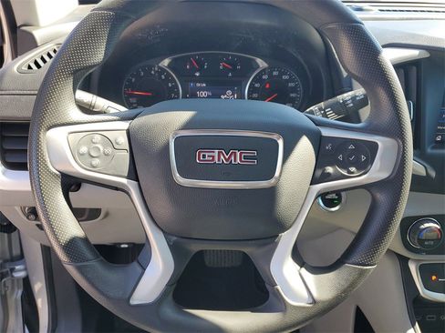 Certified 2022 GMC Terrain SLE w/ Driver Convenience Package image 26