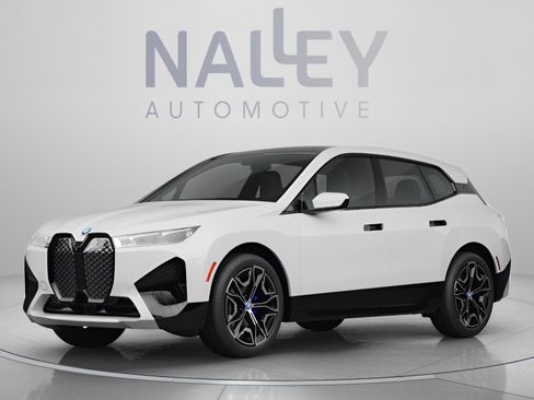 Used 2025 BMW iX xDrive50 w/ Premium Package AWD/4WD image 2