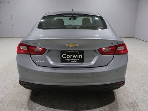 Used 2024 Chevrolet Malibu LT FWD image 3