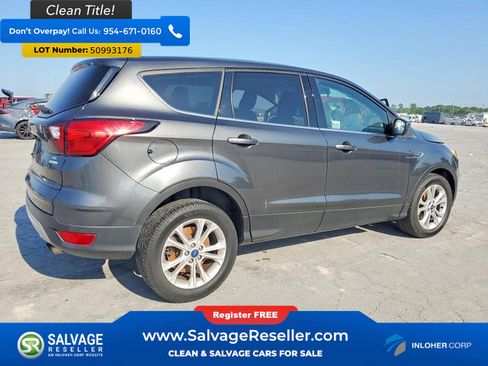 Used 2019 Ford Escape SE FWD image 4