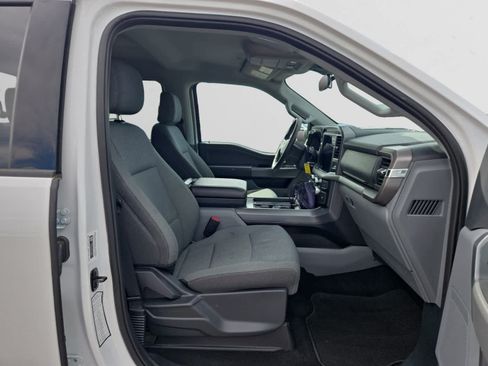 Used 2025 Ford F150 XLT w/ Equipment Group 301A Standard AWD/4WD image 15