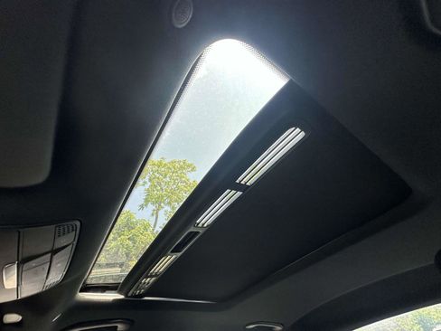 Used 2018 Mercedes-Benz E 63 AMG S image 32