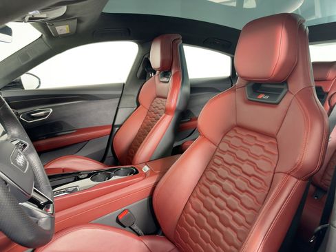 Used 2023 Audi RS e-tron GT w/ Ceramic Brake Package image 22