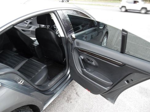 Used 2017 Volkswagen CC Sport FWD image 19