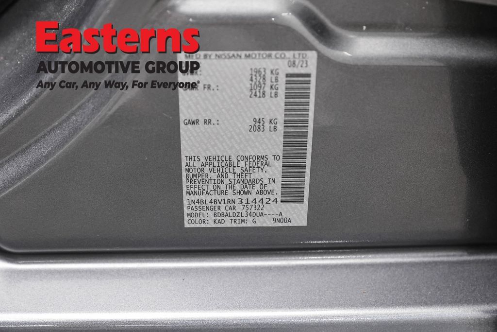 Used 2024 Nissan Altima 2.5 S FWD image 34