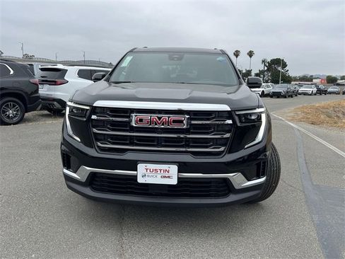 New 2025 GMC Acadia Elevation image 8