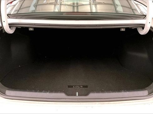 Used 2025 Kia K4 GT-Line FWD image 33
