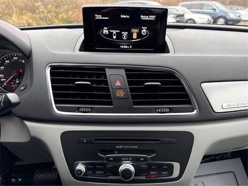 Used 2015 Audi Q3 2.0T Premium Plus w/ Driver Assistance Package image 15