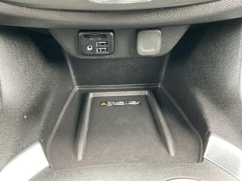 Used 2023 Chevrolet Traverse Premier w/ Redline Edition AWD/4WD image 23