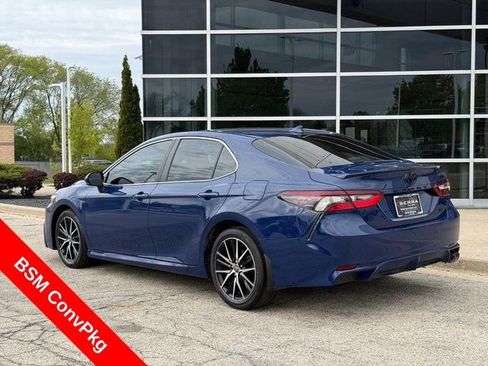 Used 2023 Toyota Camry SE w/ Convenience Package FWD image 4