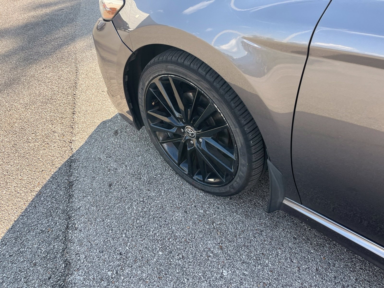 Used 2018 Toyota Camry XSE FWD image 10