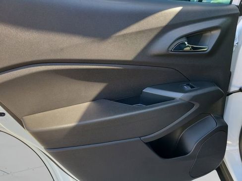 New 2026 Chevrolet Trax LT image 26