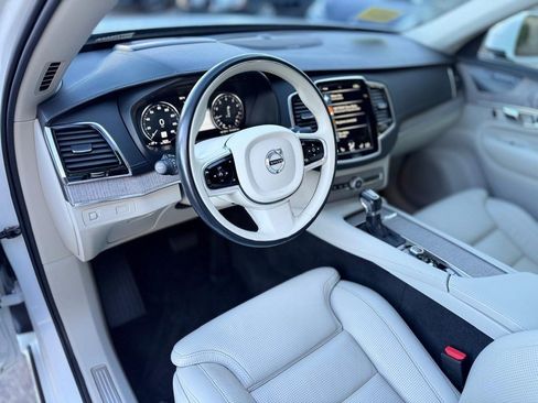Used 2021 Volvo XC90 T6 Inscription w/ Advanced Package image 13