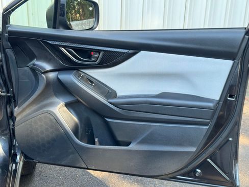 Used 2018 Subaru Crosstrek 2.0i Premium AWD/4WD image 40
