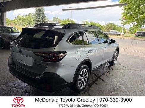 Used 2022 Subaru Outback Premium AWD/4WD image 5
