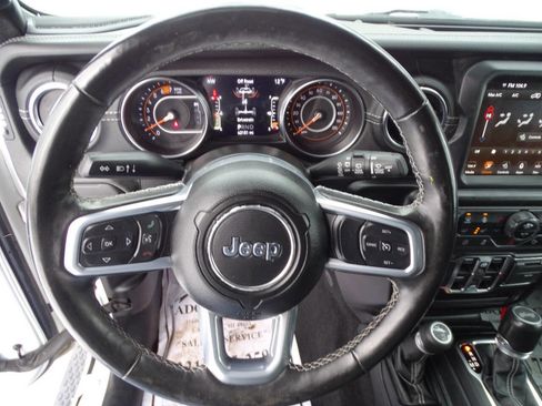 Used 2021 Jeep Wrangler Unlimited Sahara AWD/4WD image 20