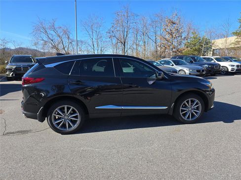 Used 2023 Acura RDX w/ Technology Package image 2