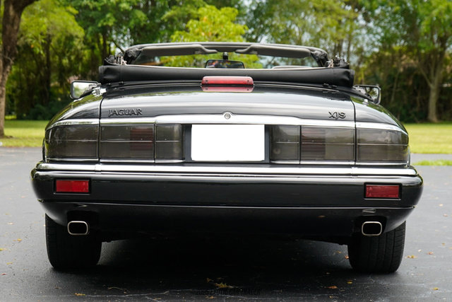 Used 1994 Jaguar XJS 4.0 Convertible RWD image 7