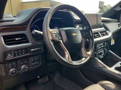 Used 2024 Chevrolet Tahoe High Country w/ Premium Package image 21