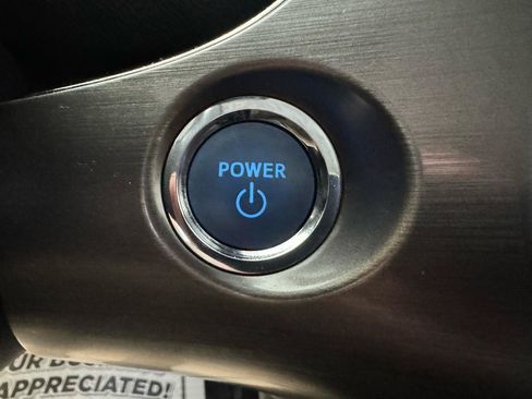 Used 2021 Toyota Prius FWD image 15
