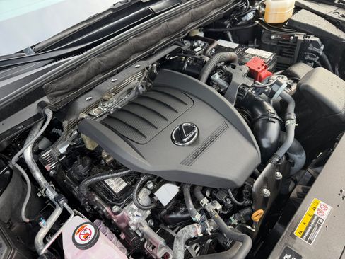 Used 2024 Lexus RX 350 Premium Plus w/ Convenience Package AWD/4WD image 21