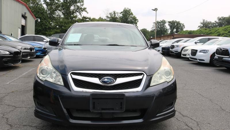 Used 2010 Subaru Legacy 3.6R Limited AWD/4WD image 2