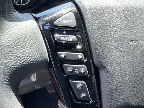 Used 2025 Nissan Frontier Pro-X RWD image 35