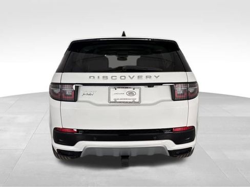 New 2025 Land Rover Discovery Sport S image 9
