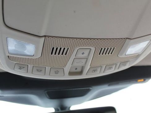 Used 2023 Lincoln Nautilus Reserve image 28