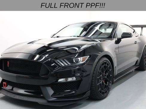 Used 2019 Ford Mustang Shelby GT350R w/ GT350R Equipment Group 920A RWD image 14