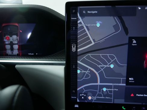 Used 2023 Tesla Model X Plaid AWD/4WD image 32