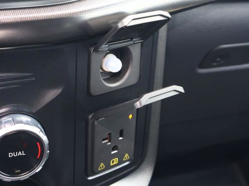 Used 2023 Ford F150 Platinum w/ Equipment Group 701A High image 33