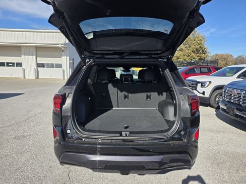 New 2026 GMC Terrain AT4 w/ Convenience Package III image 28