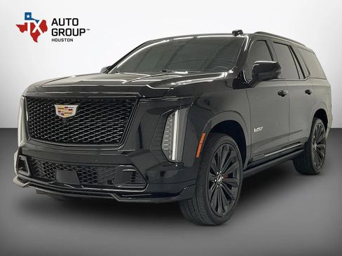 Used 2025 Cadillac Escalade V AWD/4WD image 4