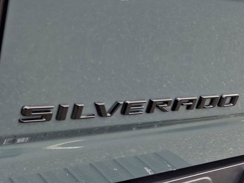 Certified 2025 Chevrolet Silverado 2500 LTZ w/ LTZ Plus Package image 30