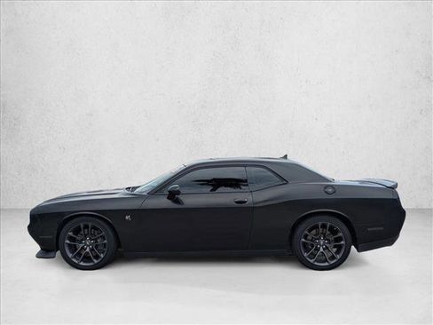Used 2022 Dodge Challenger R/T Scat Pack w/ Shaker Package image 8