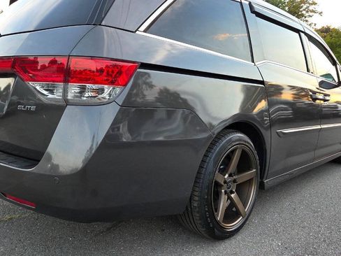 Used 2014 Honda Odyssey Touring Elite image 16