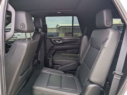 Used 2023 Chevrolet Tahoe Z71 w/ Luxury Package AWD/4WD image 14