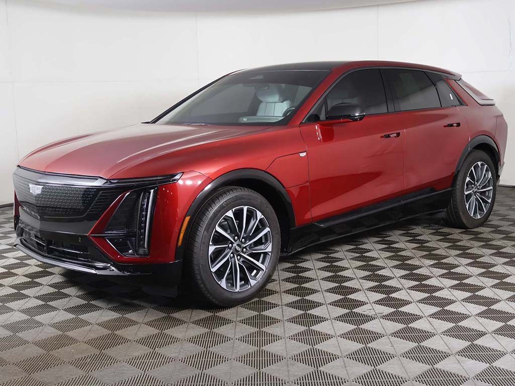 Used 2024 Cadillac Lyriq Sport RWD image 10