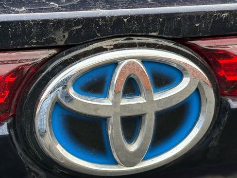 Used 2021 Toyota Venza Limited w/ Advanced Technology Package image 9