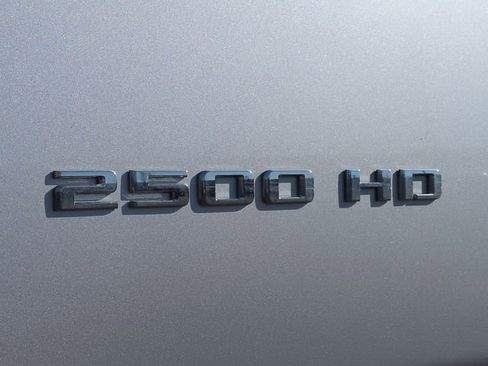 Used 2022 Chevrolet Silverado 2500 LTZ w/ LTZ Convenience Package image 30
