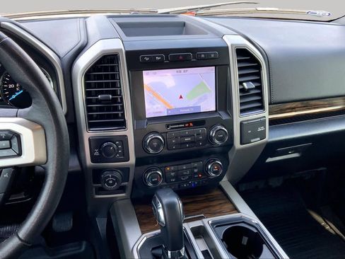 Used 2020 Ford F150 Lariat AWD/4WD image 7