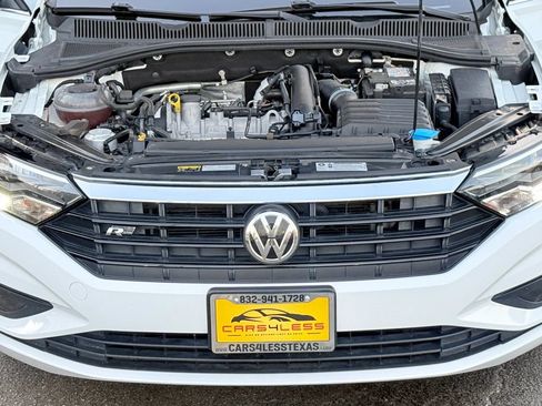Used 2019 Volkswagen Jetta R-Line FWD image 18