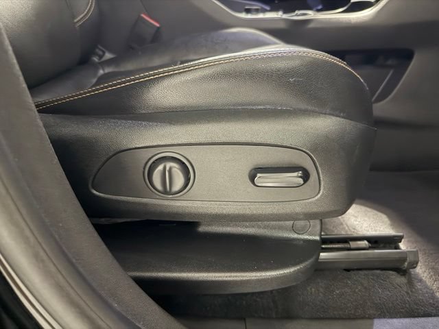 Used 2020 GMC Terrain SLT w/ Preferred Package AWD/4WD image 30