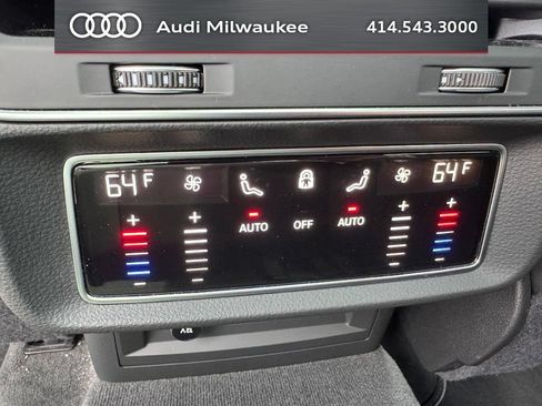 Used 2023 Audi Q8 Premium Plus w/ Premium Plus Package AWD/4WD image 14